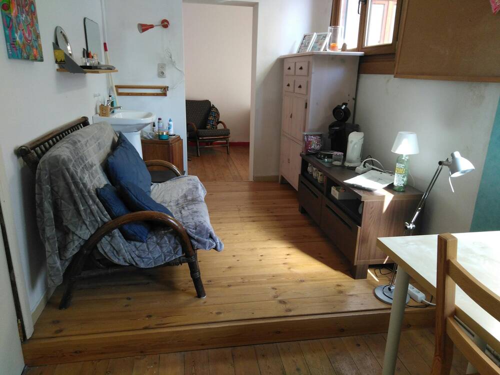 Appartement te  huur in Berchem 2600 530.00€ 1 slaapkamers 200.00m² - Zoekertje 83080