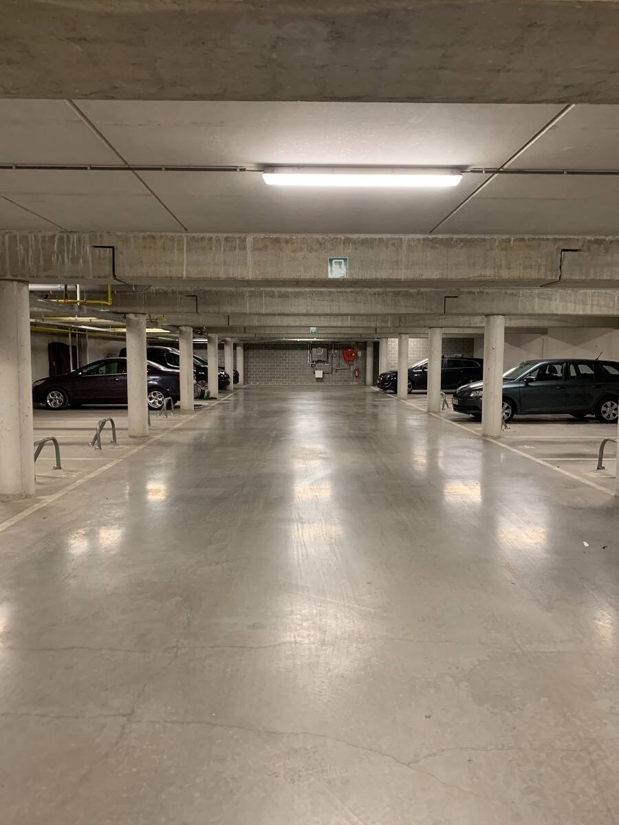 Parking & garage te  koop in Deurne 2100 18500.00€ 0 slaapkamers 12.50m² - Zoekertje 851