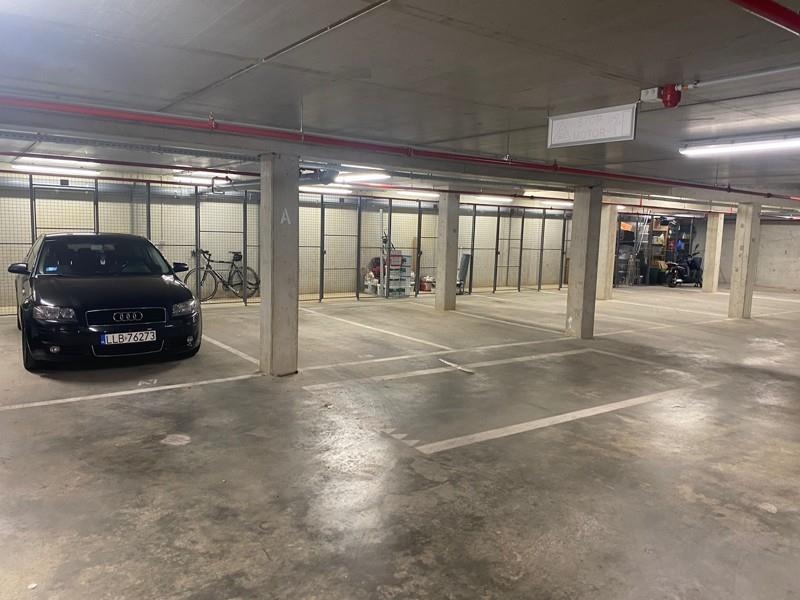 Parking & garage te  koop in Antwerpen 2060 27000.00€  slaapkamers m² - Zoekertje 3183