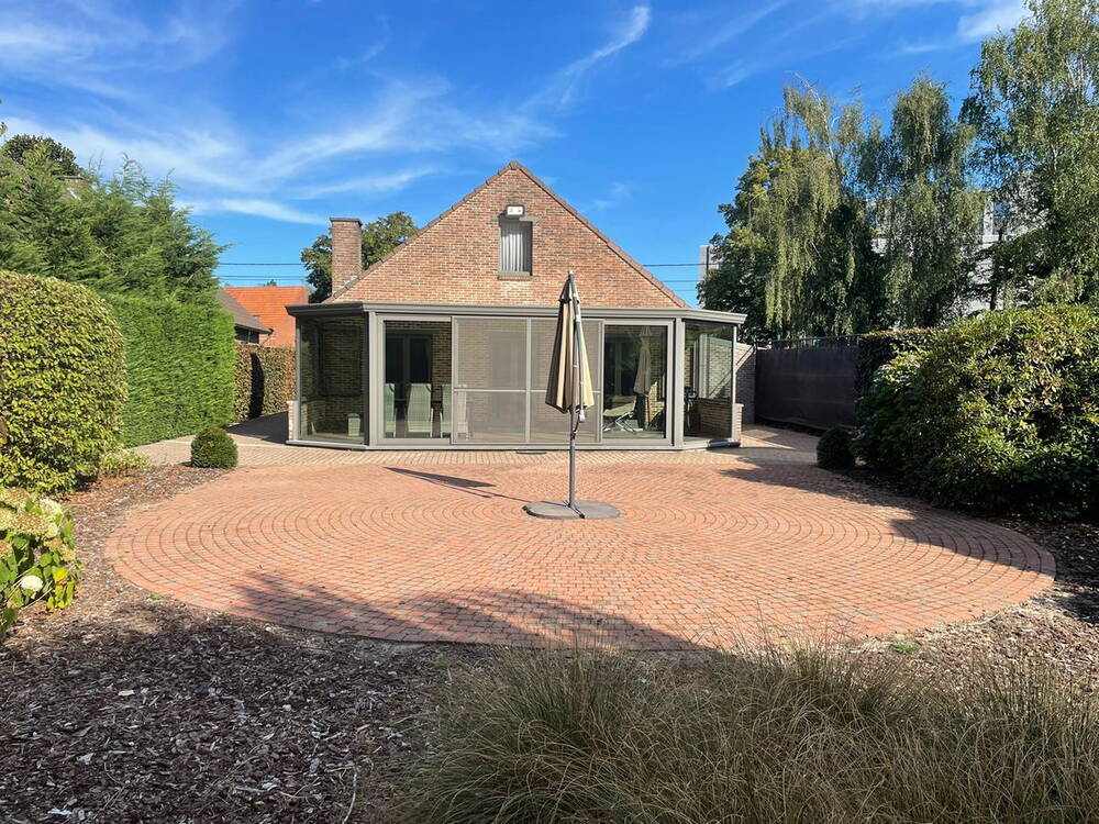 Villa te  koop in Massenhoven 2240 455000.00€ 2 slaapkamers 190.00m² - Zoekertje 274448