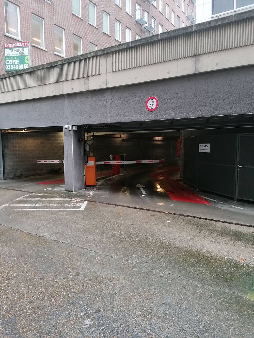 Parking & garage te  huur in Antwerpen 2000 126.00€ 0 slaapkamers m² - Zoekertje 8581