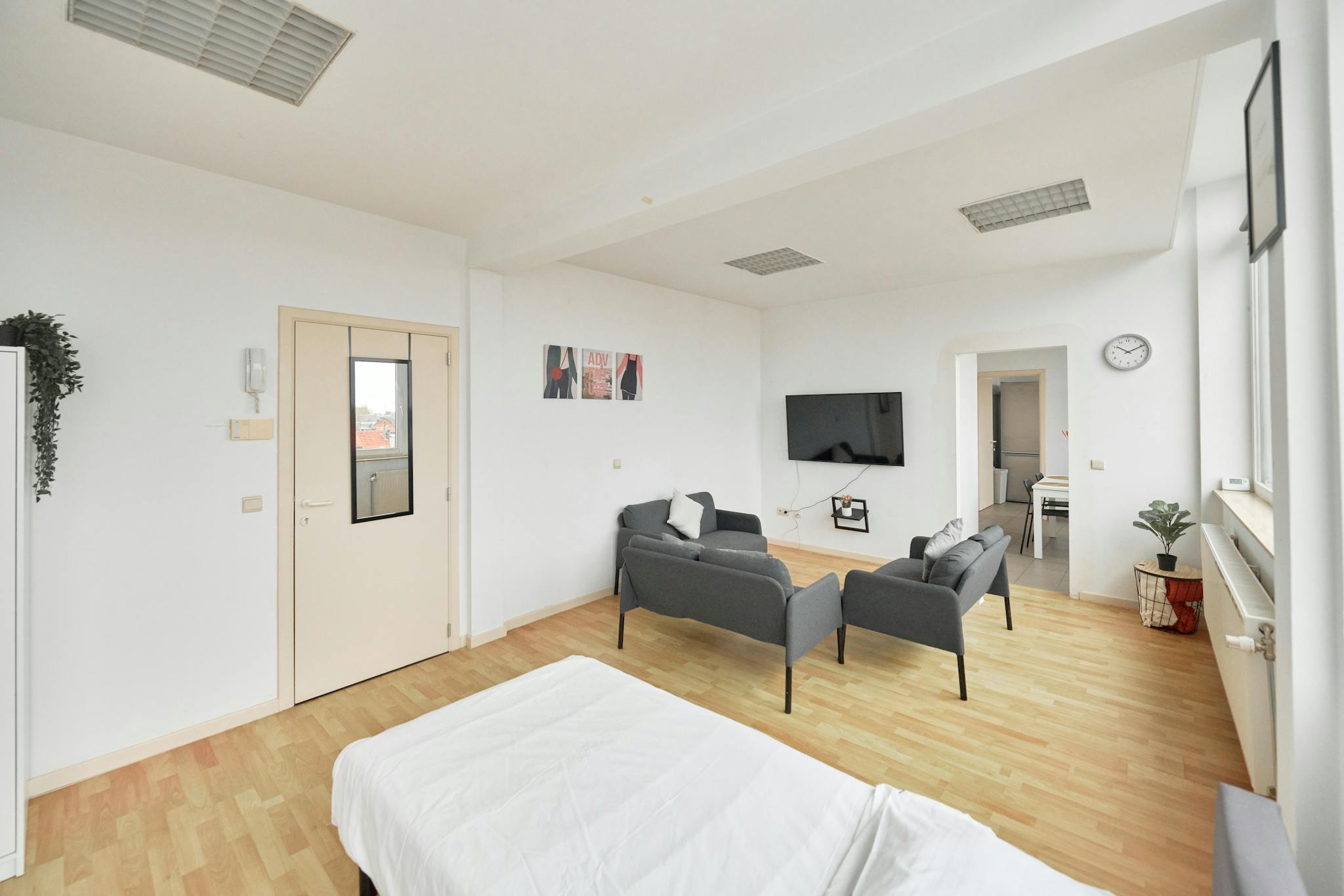Appartement te  huur in Borgerhout 2140 2500.00€ 2 slaapkamers 100.00m² - Zoekertje 85853
