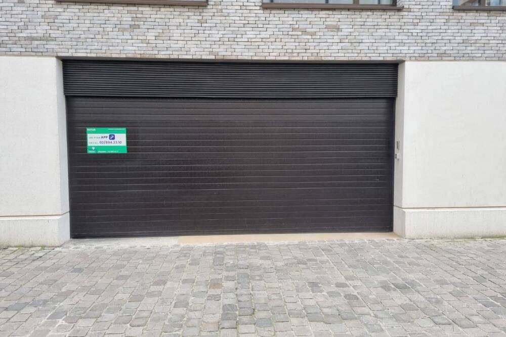 Parking & garage te  huur in Antwerpen 2000 99.00€ 0 slaapkamers m² - Zoekertje 10472