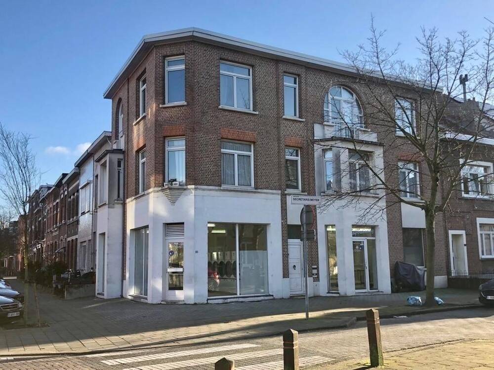 Handelszaak te  huur in Merksem 2170 1000.00€  slaapkamers 93.00m² - Zoekertje 11476