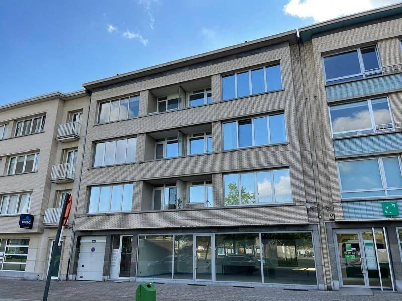 Parking & garage te  koop in Antwerpen 2050 17500.00€  slaapkamers m² - Zoekertje 12122
