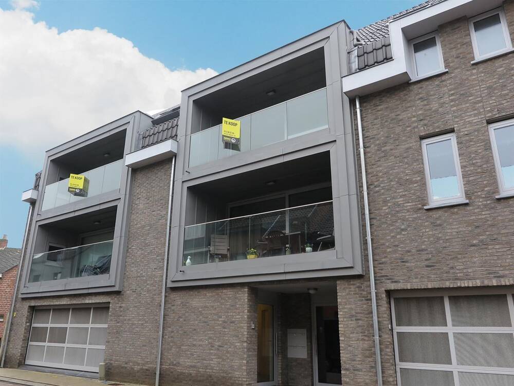 Duplex te  koop in Geel 2440 275000.00€ 3 slaapkamers 130.00m² - Zoekertje 12458