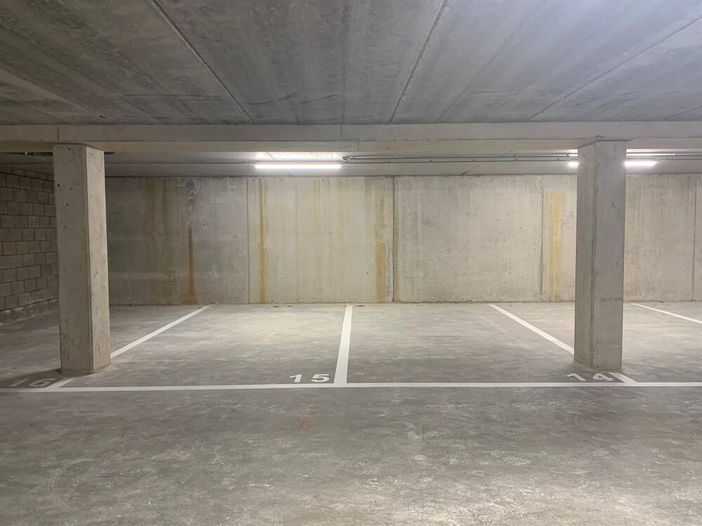 Parking te  in Schelle 2627 75.00€  slaapkamers m² - Zoekertje 14363