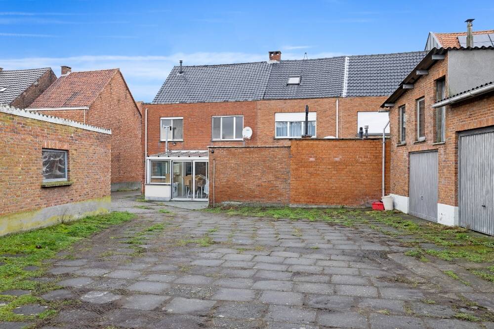 Huis te  koop in Zwijndrecht 2070 449000.00€ 3 slaapkamers 150.00m² - Zoekertje 15830