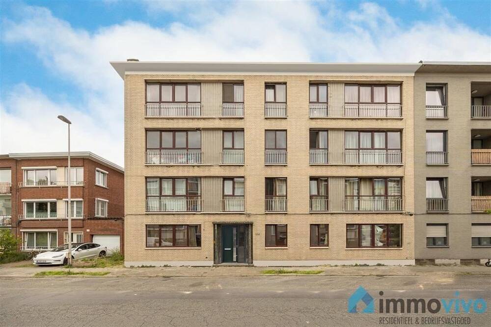 Handelszaak te  koop in Borgerhout 2140 1590000.00€ 16 slaapkamers 685.00m² - Zoekertje 17701