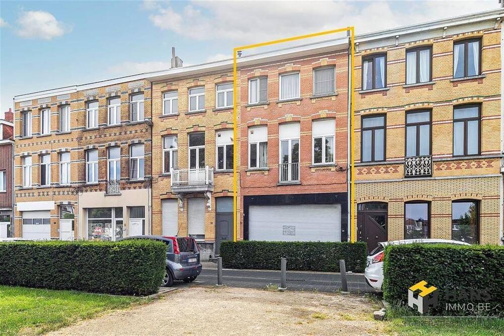 Appartementsgebouw te  koop in Merksem 2170 349000.00€ 3 slaapkamers 210.00m² - Zoekertje 17861