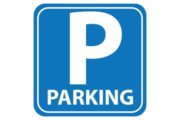 Parking & garage te  huur in Deurne 2100 65.00€  slaapkamers m² - Zoekertje 19336