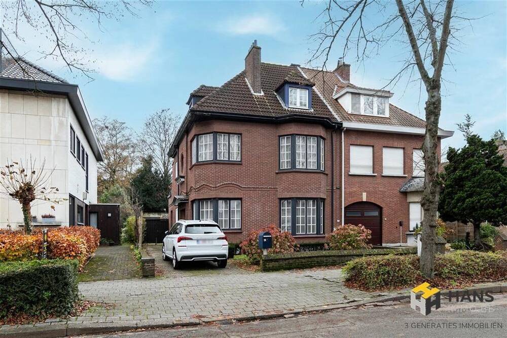 Huis te  koop in Mortsel 2640 465000.00€ 4 slaapkamers 204.00m² - Zoekertje 23990