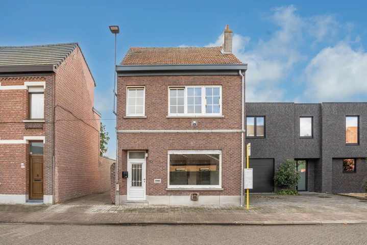 Huis te  koop in Brecht 2960 265000.00€ 3 slaapkamers 238.00m² - Zoekertje 276961