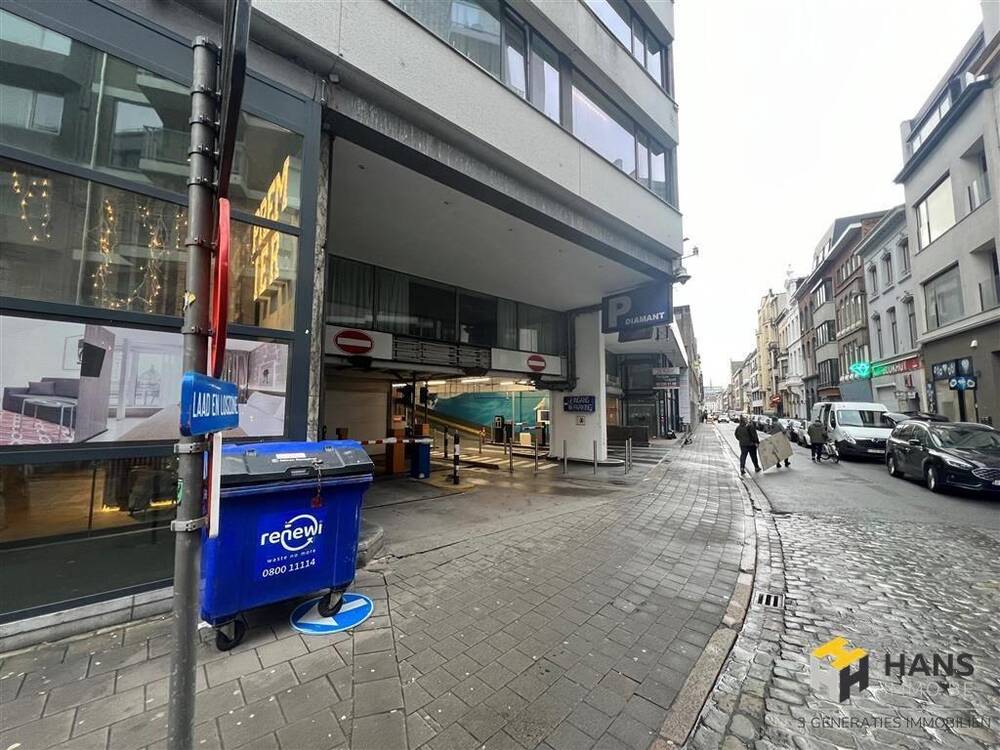 Parking & garage te  koop in Antwerpen 2018 29000.00€  slaapkamers m² - Zoekertje 25915
