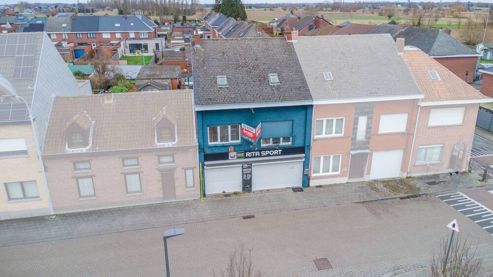 Huis te  koop in Tisselt 2830 349000.00€ 3 slaapkamers 359.00m² - Zoekertje 31617