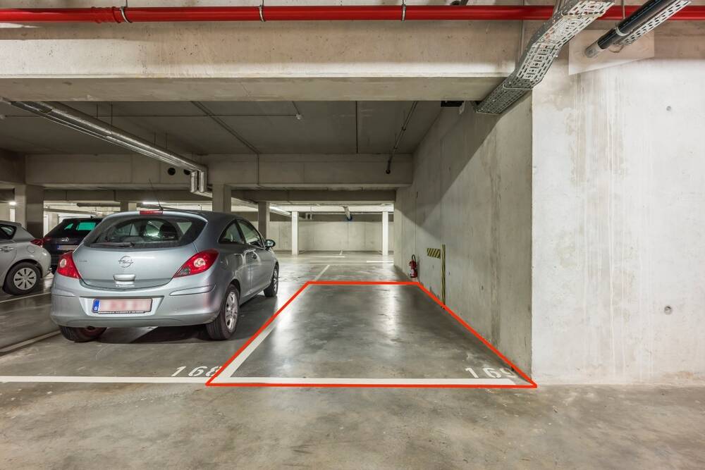 Parking & garage te  koop in Antwerpen 2050 32500.00€ 0 slaapkamers m² - Zoekertje 36251