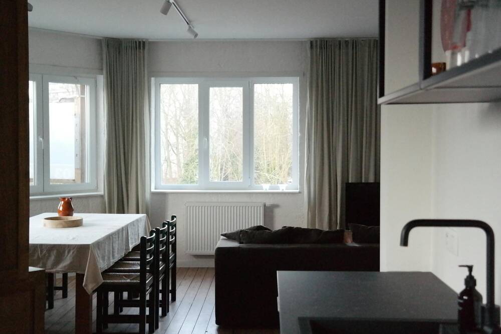 Appartement te  huur in Berchem 2600 1290.00€ 2 slaapkamers 89.00m² - Zoekertje 87300