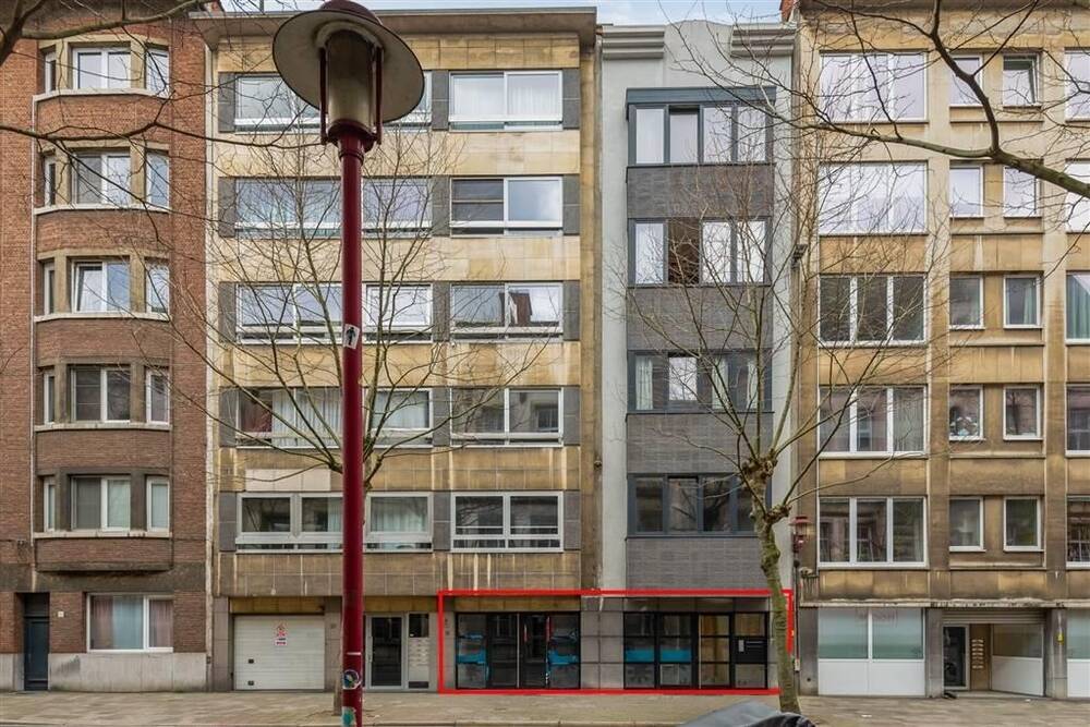 Handelszaak te  huur in Antwerpen 2060 1975.00€  slaapkamers 459.00m² - Zoekertje 41178