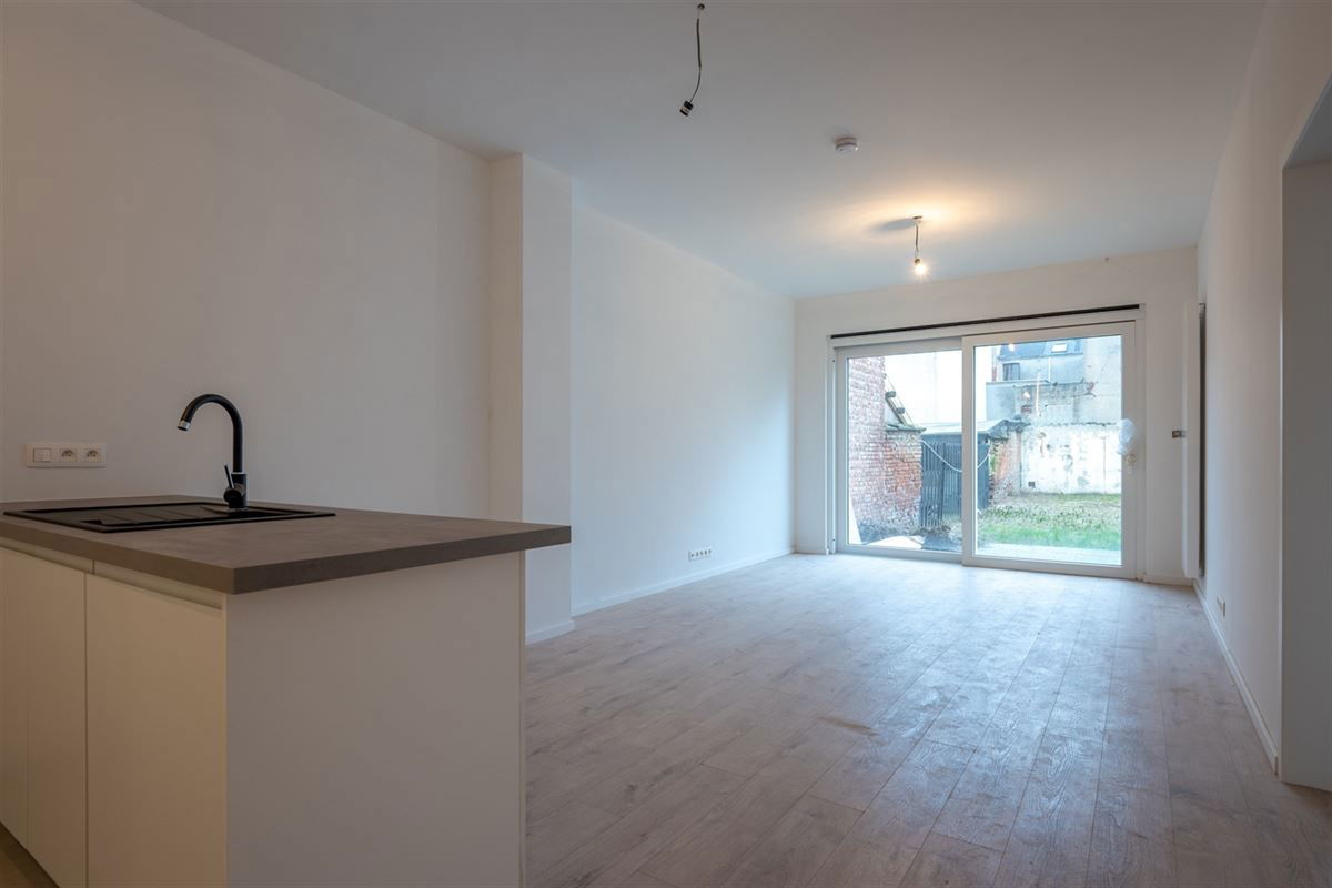 Benedenverdieping te  koop in Wilrijk 2610 239000.00€ 2 slaapkamers 76.00m² - Zoekertje 277938