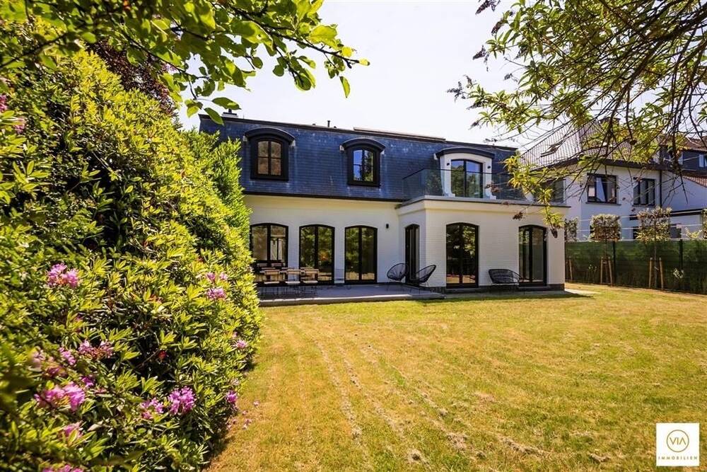 Villa te  koop in Edegem 2650 1450000.00€ 4 slaapkamers 353.00m² - Zoekertje 45268