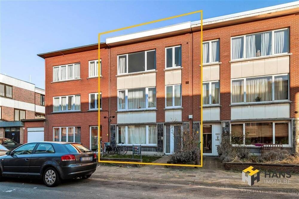 Huis te  koop in Borgerhout 2140 865000.00€ 8 slaapkamers 278.00m² - Zoekertje 48840