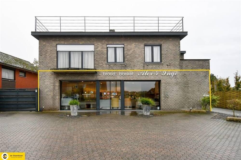 Handelszaak te  koop in Vorst 2430 435000.00€  slaapkamers 790.00m² - Zoekertje 51427