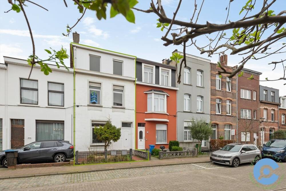 Huis te  koop in Antwerpen 2020 349000.00€ 4 slaapkamers 227.00m² - Zoekertje 51987