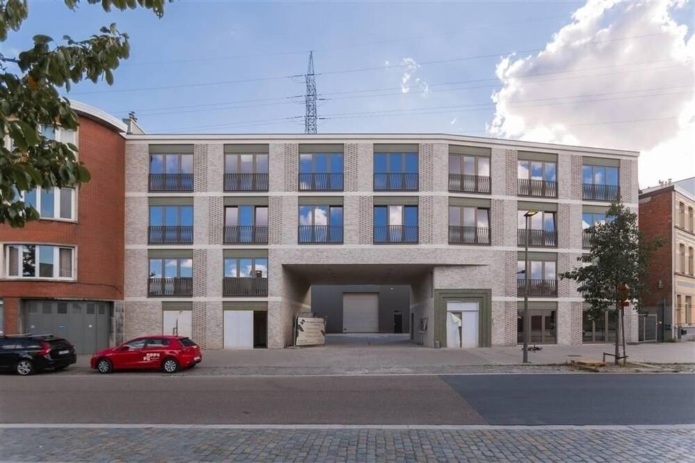 Handelszaak te  huur in Merksem 2170 1590.00€ 3 slaapkamers 157.00m² - Zoekertje 56989