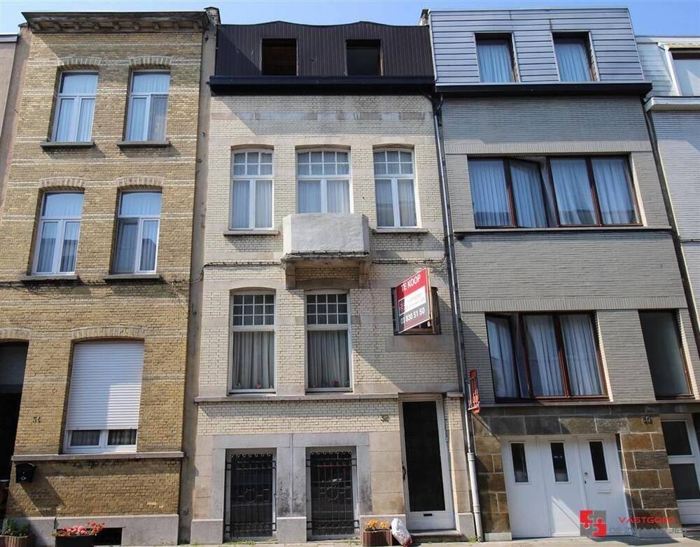 Huis te  koop in Antwerpen 2020 335000.00€ 5 slaapkamers 175.00m² - Zoekertje 57073