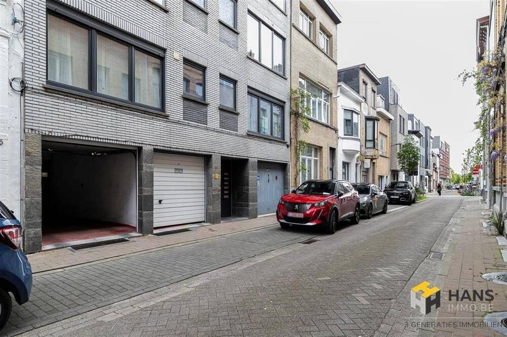 Parking & garage te  koop in Berchem 2600 38000.00€  slaapkamers m² - Zoekertje 57374