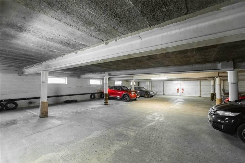 Parking & garage te  koop in Antwerpen 2050 17000.00€  slaapkamers m² - Zoekertje 58324