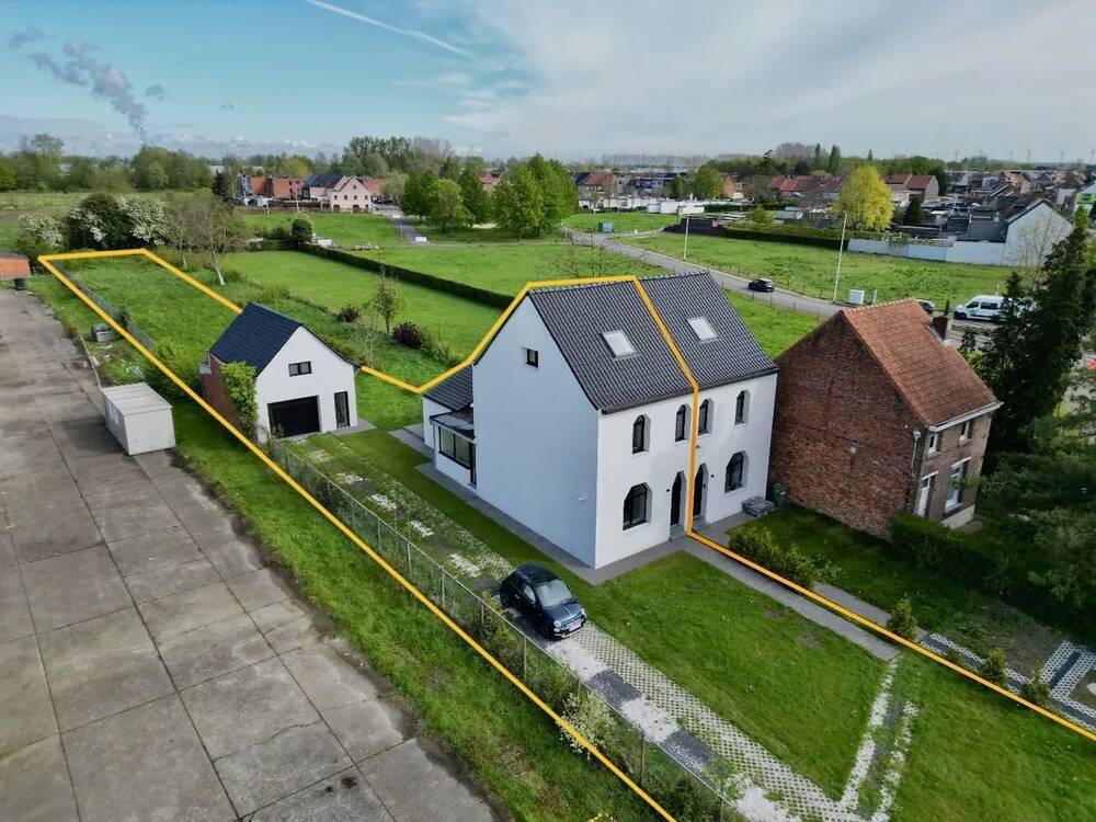 Huis te  koop in Zwijndrecht 2070 525000.00€ 4 slaapkamers 153.00m² - Zoekertje 91384