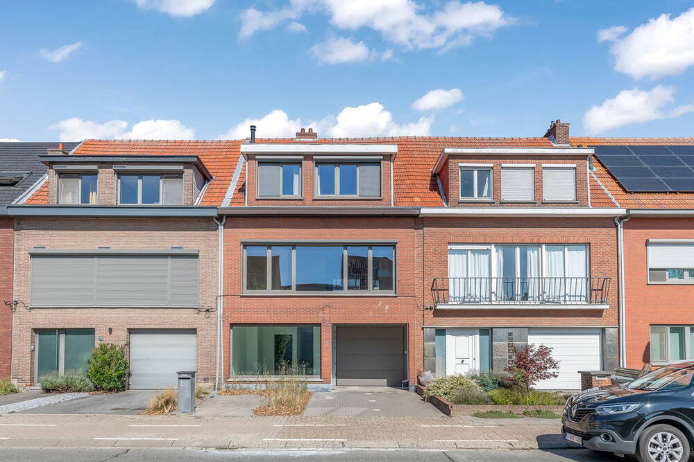 Huis te  koop in Boechout 2530 379000.00€ 3 slaapkamers 273.00m² - Zoekertje 280053