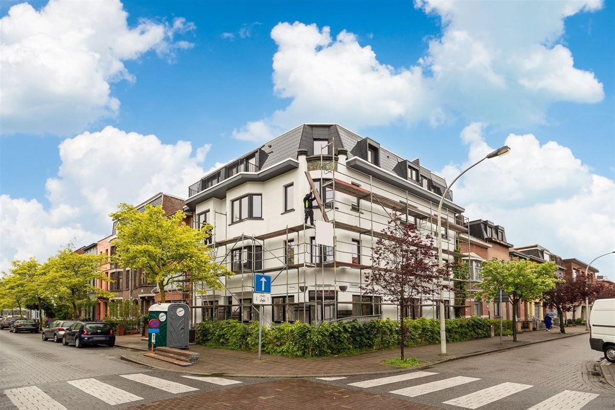 Commerciële ruimte te  koop in Merksem 2170 1595000.00€ 8 slaapkamers 605.00m² - Zoekertje 280482