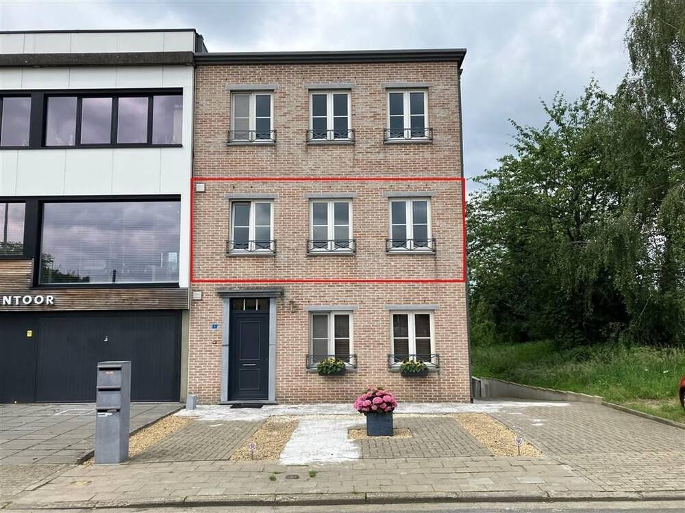 Appartement te  huur in Herentals 2200 870.00€ 2 slaapkamers 94.00m² - Zoekertje 105749