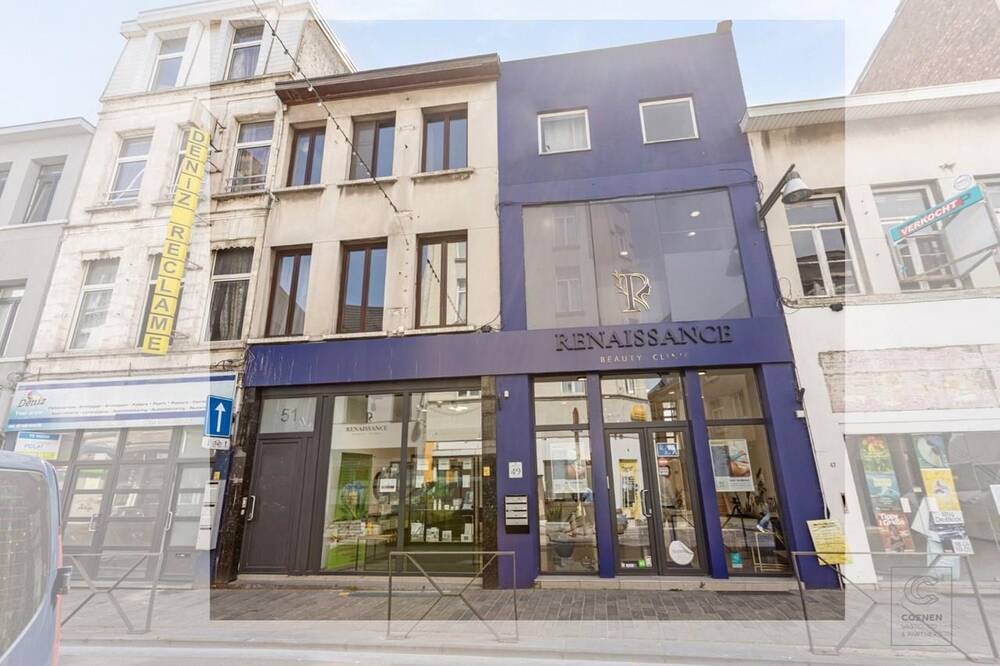 Handelszaak te  koop in Berchem 2600 789000.00€  slaapkamers m² - Zoekertje 109355