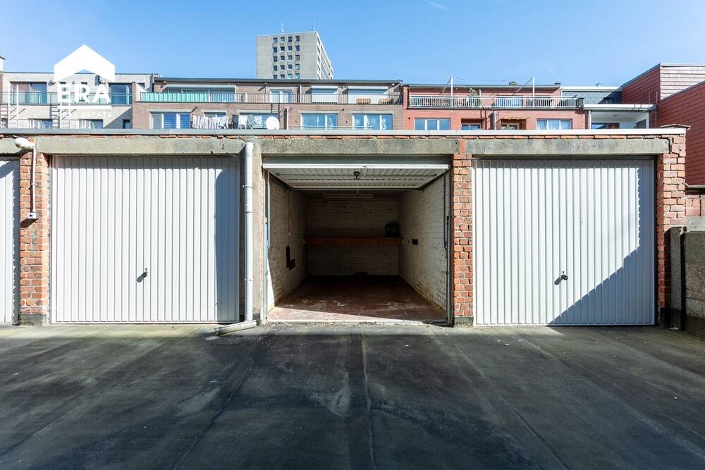 Parking & garage te  koop in Deurne 2100 22500.00€ 0 slaapkamers 13.00m² - Zoekertje 131740