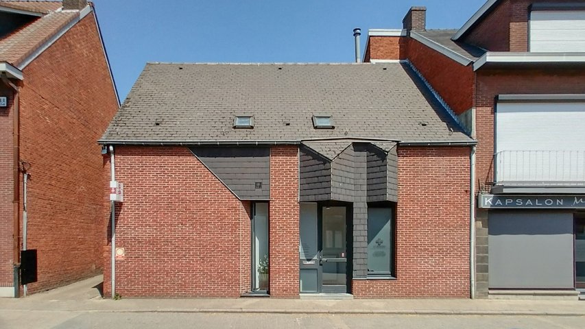 Commerciële ruimte te  koop in Wuustwezel 2990 364000.00€  slaapkamers 230.00m² - Zoekertje 135461