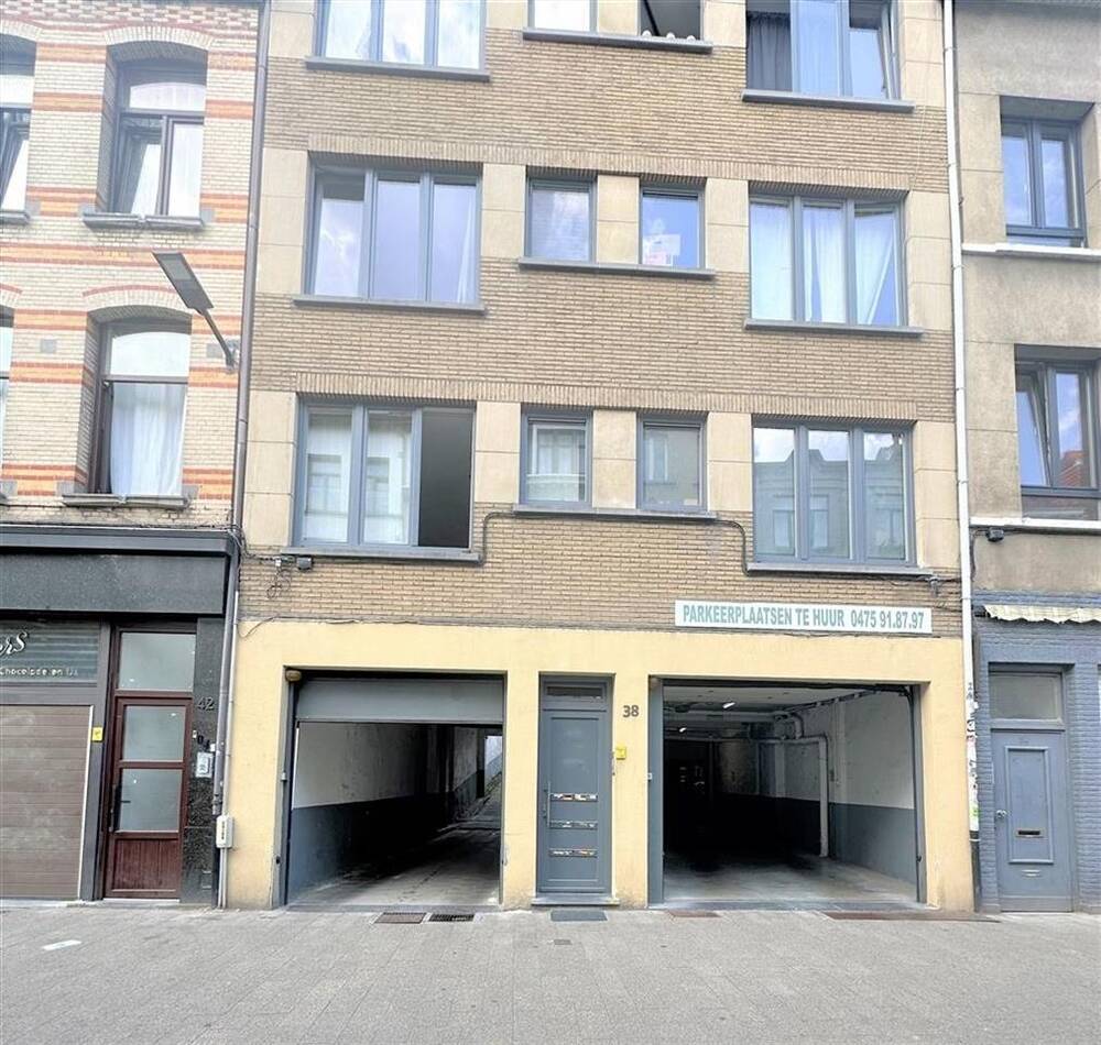 Parking & garage te  huur in Antwerpen 2000 100.00€  slaapkamers m² - Zoekertje 135761
