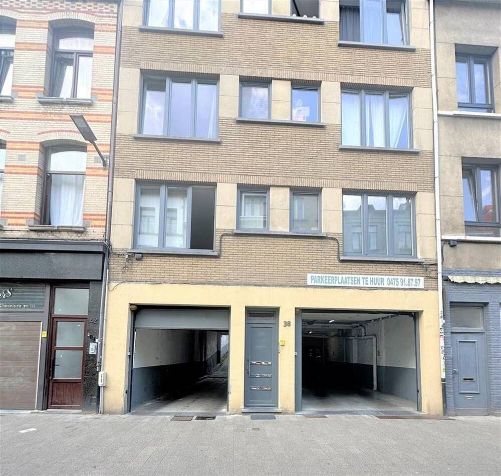 Parking & garage te  huur in Antwerpen 2000 125.00€  slaapkamers m² - Zoekertje 135762