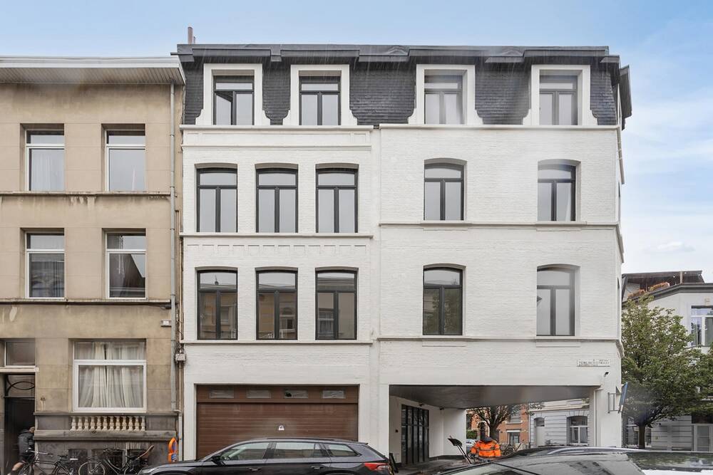 Appartement te  koop in Berchem 2600 295000.00€ 1 slaapkamers 75.00m² - Zoekertje 139228