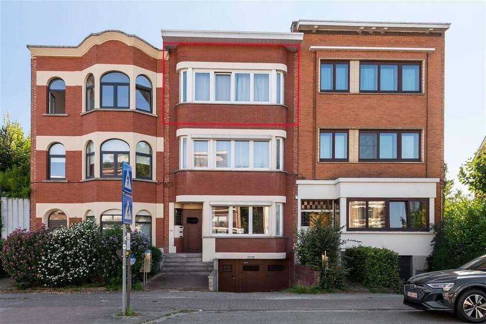 Appartement te  koop in Mortsel 2640 220000.00€ 2 slaapkamers 78.00m² - Zoekertje 140593