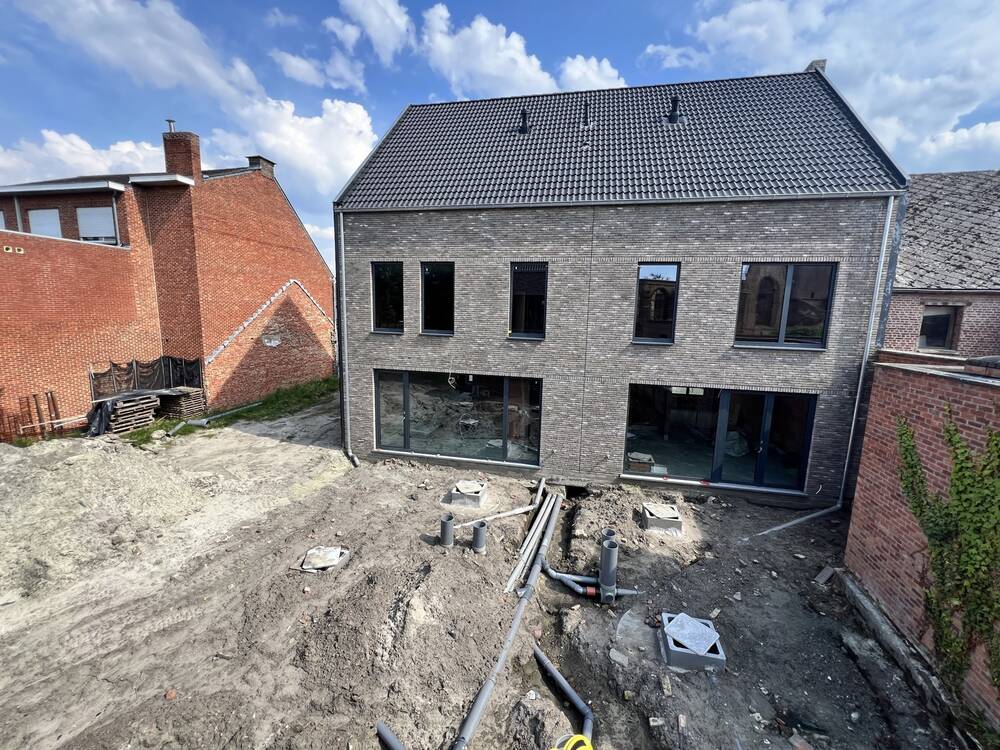 Huis te  koop in Hulshout 2235 387000.00€ 5 slaapkamers 183.00m² - Zoekertje 142929