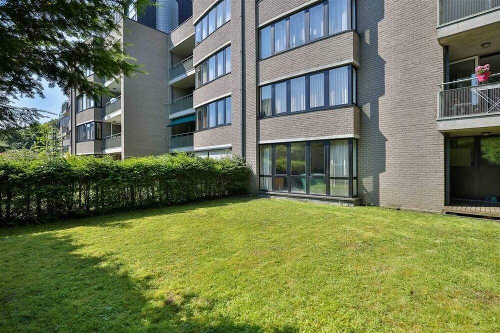 Appartement te  koop in Mortsel 2640 370000.00€ 3 slaapkamers 140.00m² - Zoekertje 145644