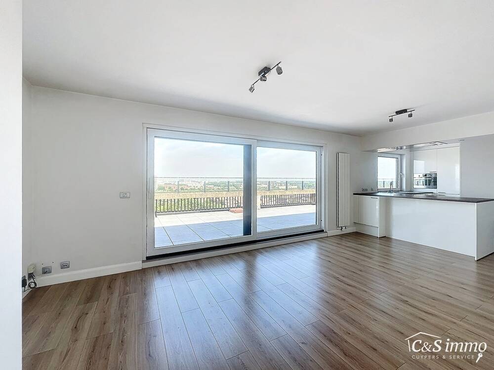 Penthouse te  koop in Merksem 2170 215000.00€ 1 slaapkamers 75.00m² - Zoekertje 145518