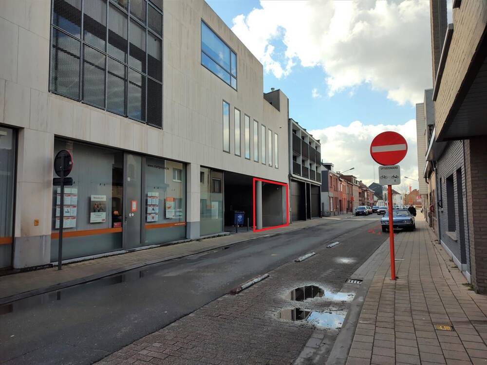 Parking te  koop in Kapellen 2950 25000.00€  slaapkamers 13.00m² - Zoekertje 149366