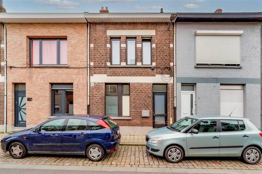Huis te  koop in Ekeren 2180 349000.00€ 4 slaapkamers 120.00m² - Zoekertje 151425