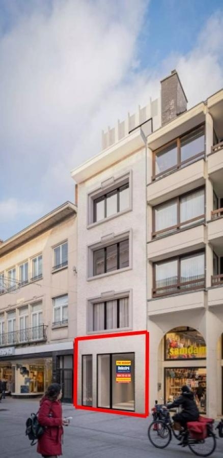 Handelszaak te  huur in Mechelen 2800 2500.00€  slaapkamers m² - Zoekertje 153564