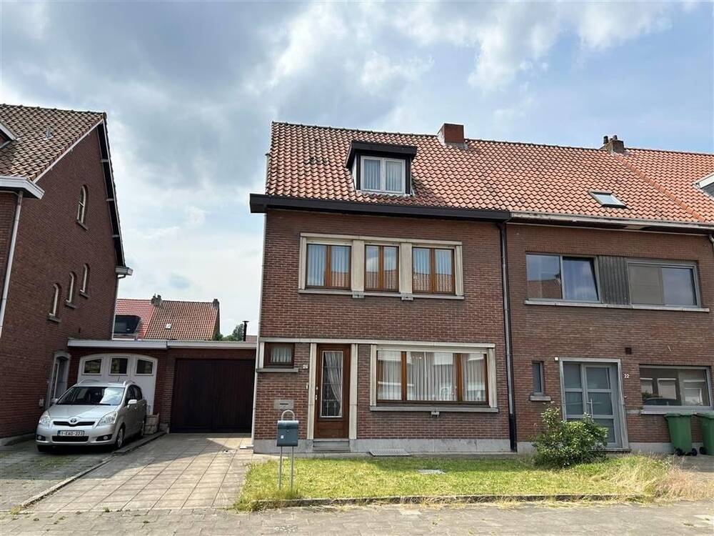 Huis te  koop in Ekeren 2180 340000.00€ 5 slaapkamers 157.00m² - Zoekertje 156640