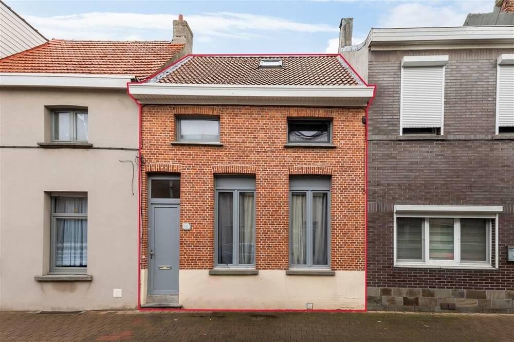 Huis te  koop in Deurne 2100 259000.00€ 3 slaapkamers 113.00m² - Zoekertje 159675